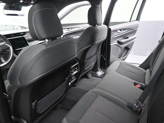 new 2025 Jeep Grand Cherokee car, priced at $41,178