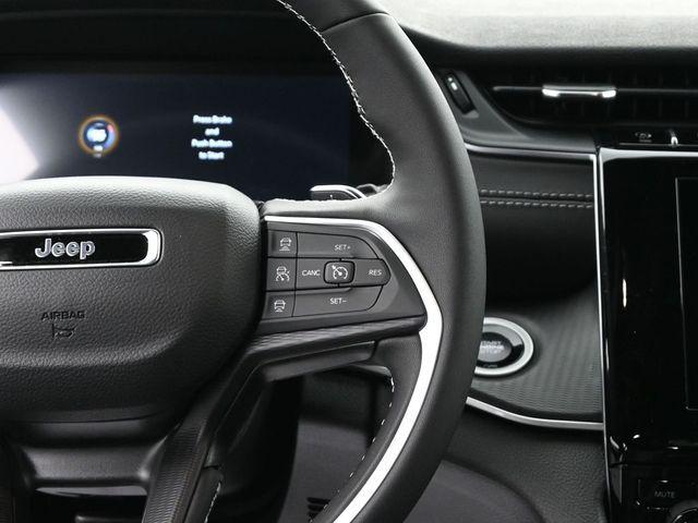 new 2025 Jeep Grand Cherokee car, priced at $43,015