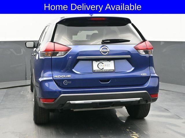 used 2020 Nissan Rogue car, priced at $17,149