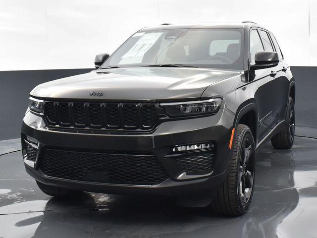 new 2024 Jeep Grand Cherokee car, priced at $45,535