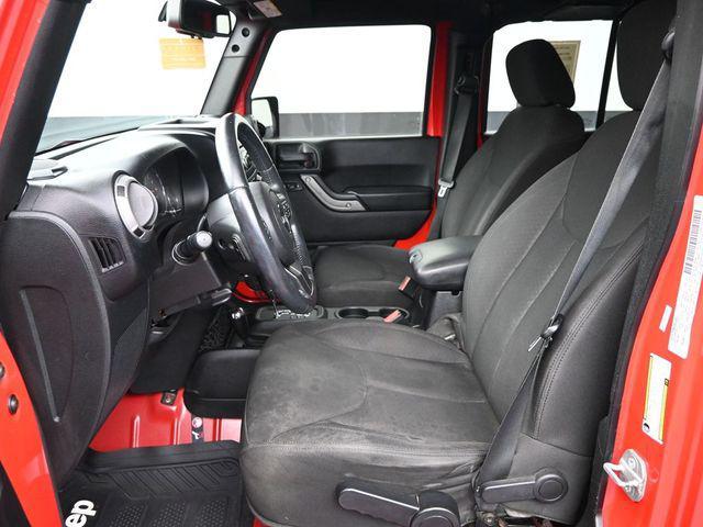 used 2015 Jeep Wrangler Unlimited car, priced at $16,302