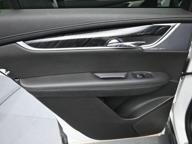 used 2020 Cadillac XT6 car, priced at $23,749