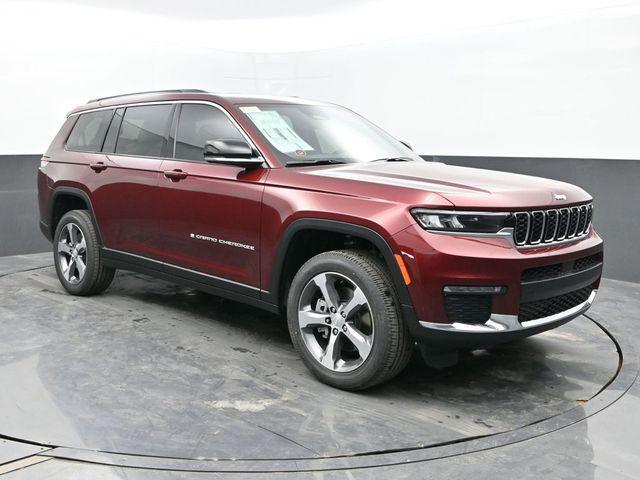 new 2025 Jeep Grand Cherokee L car, priced at $49,762