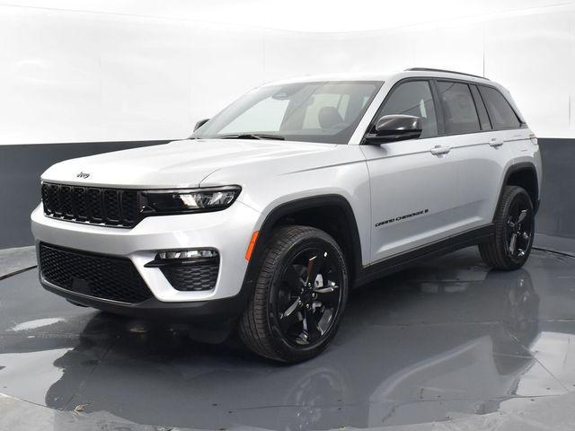 new 2024 Jeep Grand Cherokee car, priced at $43,020