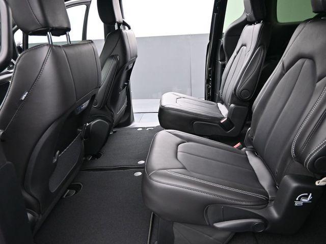 new 2026 Chrysler Pacifica car, priced at $48,933