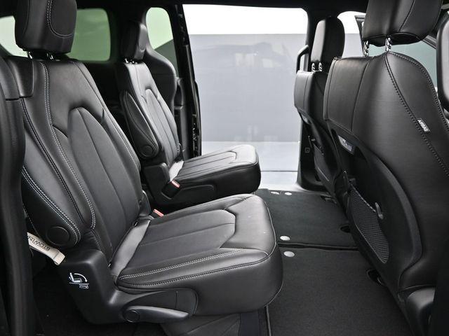new 2026 Chrysler Pacifica car, priced at $48,933