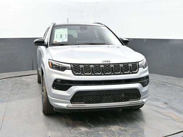 new 2025 Jeep Compass car, priced at $33,046