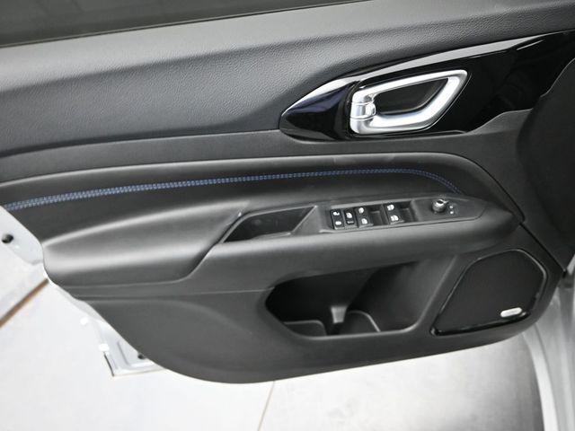 new 2025 Jeep Compass car, priced at $34,867