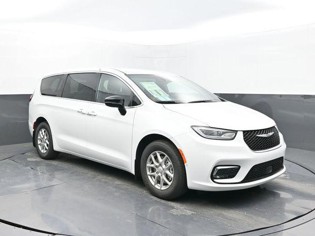 new 2026 Chrysler Pacifica car, priced at $45,341