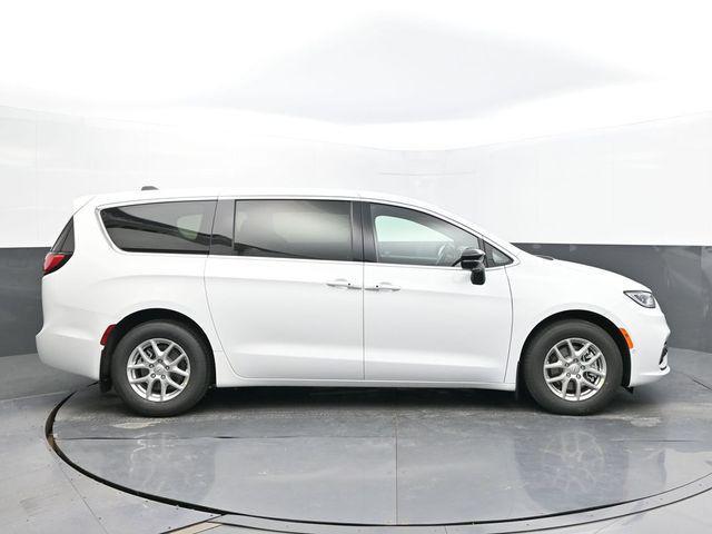 new 2026 Chrysler Pacifica car, priced at $45,341