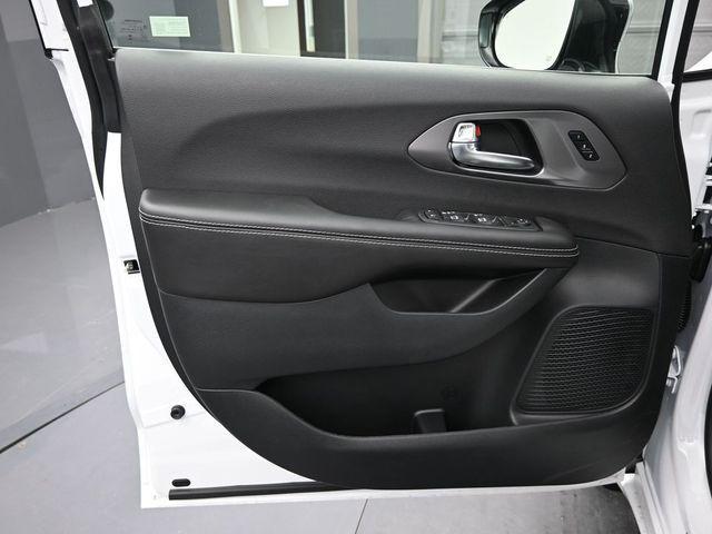 new 2026 Chrysler Pacifica car, priced at $45,341