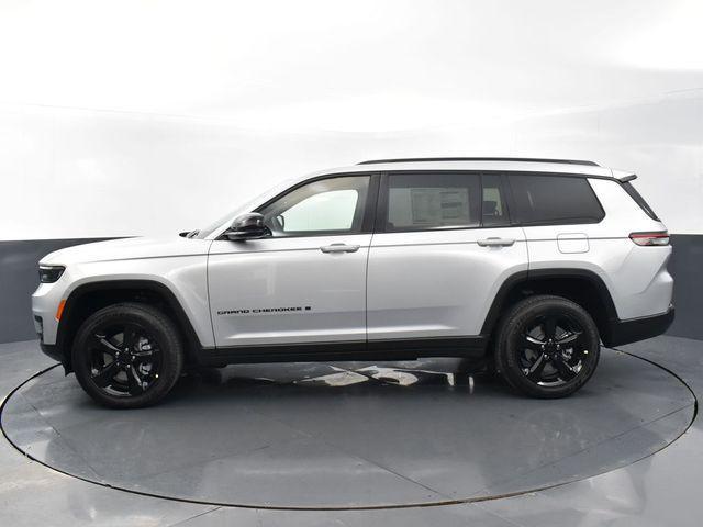 new 2024 Jeep Grand Cherokee L car, priced at $47,337