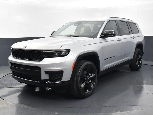 new 2024 Jeep Grand Cherokee L car, priced at $41,981