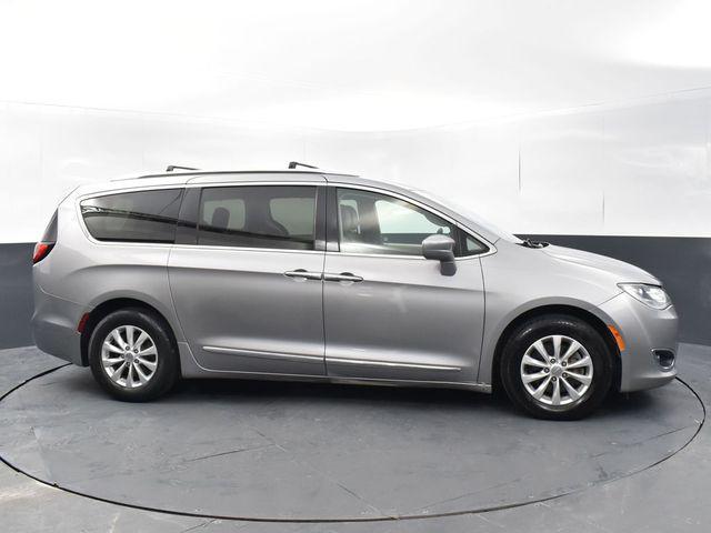 used 2019 Chrysler Pacifica car, priced at $21,837