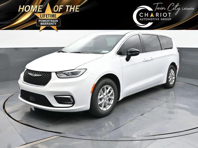 new 2025 Chrysler Pacifica car, priced at $40,546