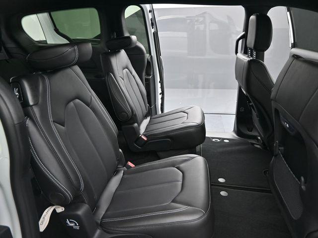 new 2025 Chrysler Pacifica car, priced at $40,546