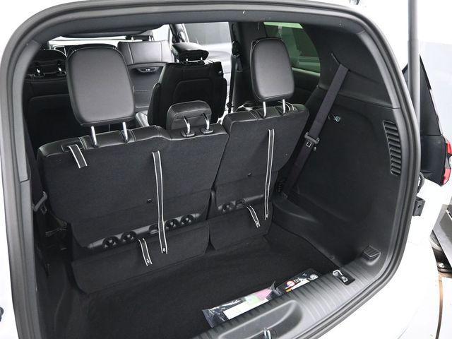 new 2025 Chrysler Pacifica car, priced at $40,546