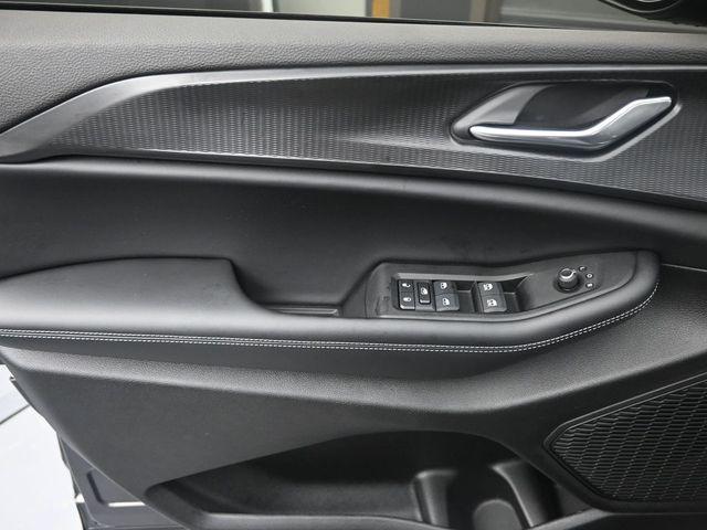 new 2025 Jeep Grand Cherokee car, priced at $41,178