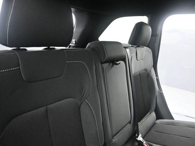 new 2025 Jeep Grand Cherokee car, priced at $41,178