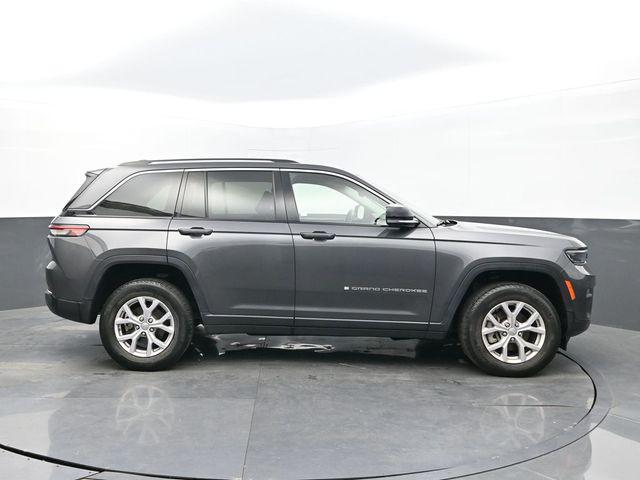 used 2022 Jeep Grand Cherokee car, priced at $31,749