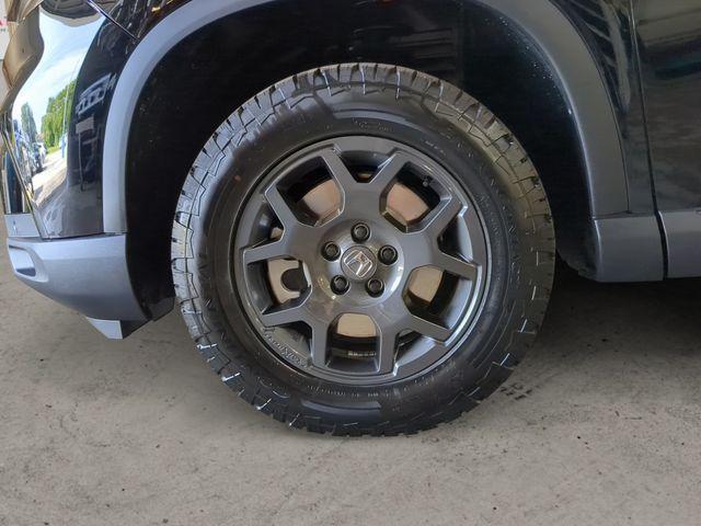 new 2025 Honda Pilot car, priced at $44,586