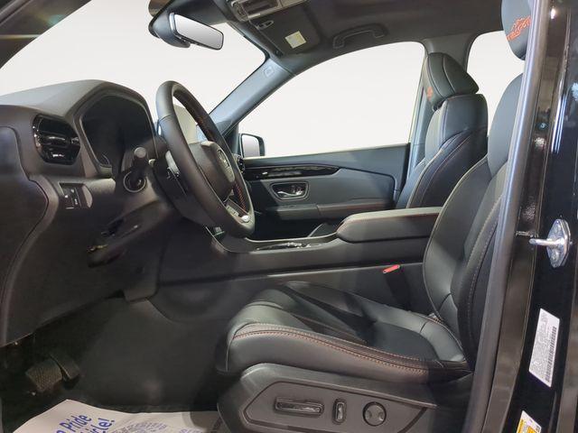 new 2025 Honda Pilot car, priced at $44,586