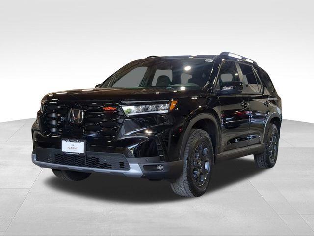 new 2025 Honda Pilot car, priced at $47,838