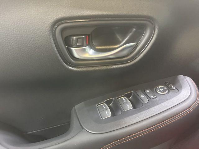 new 2025 Honda HR-V car, priced at $26,731