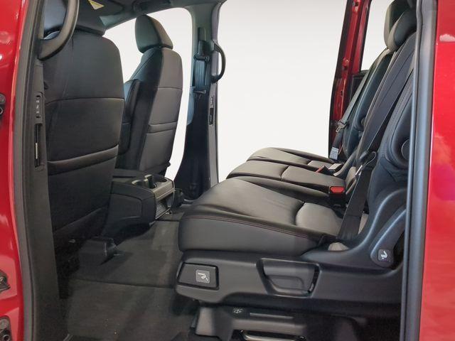 new 2026 Honda Odyssey car, priced at $45,800