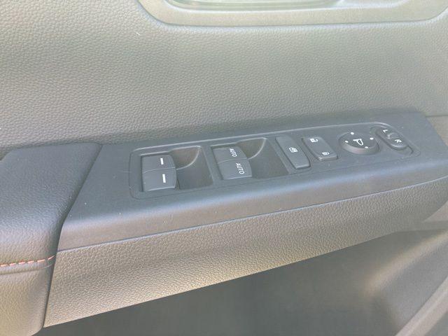 new 2026 Honda CR-V Hybrid car, priced at $38,233