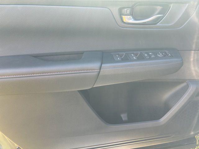 new 2026 Honda CR-V Hybrid car, priced at $38,233