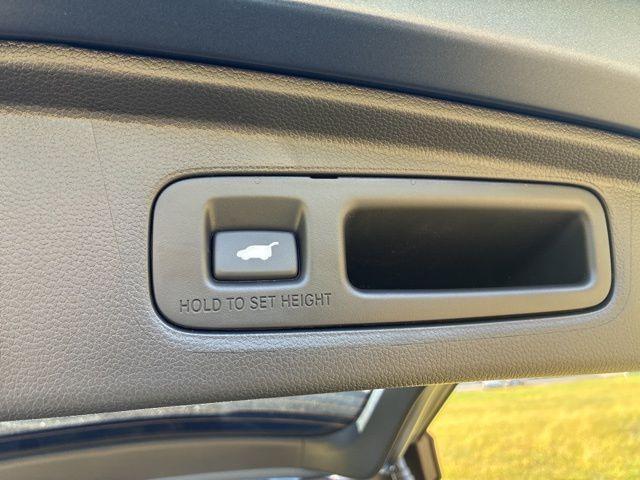 new 2026 Honda CR-V Hybrid car, priced at $38,233