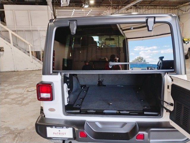 used 2021 Jeep Wrangler Unlimited car, priced at $27,867
