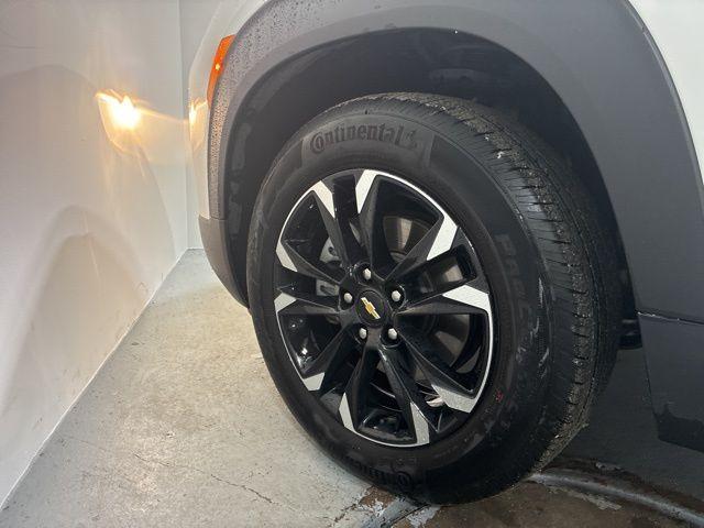 used 2023 Chevrolet TrailBlazer car, priced at $20,977