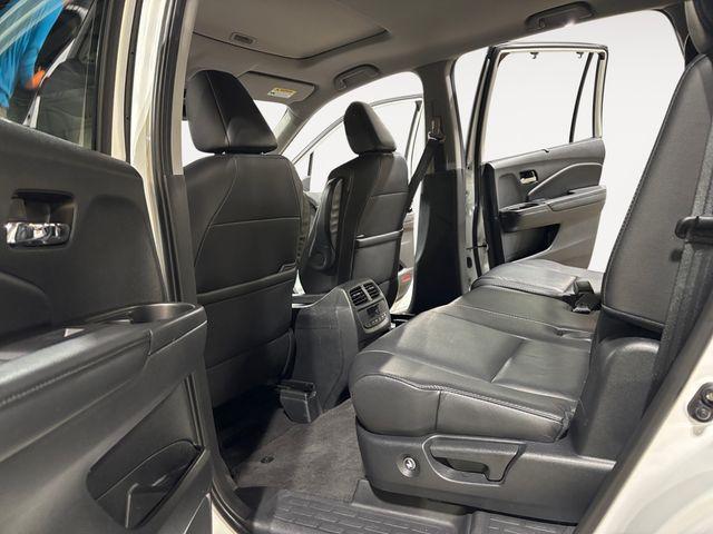 used 2021 Honda Pilot car, priced at $27,597