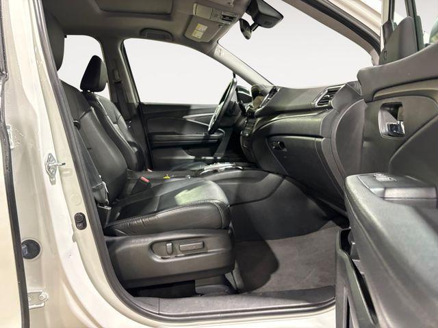 used 2021 Honda Pilot car, priced at $27,597
