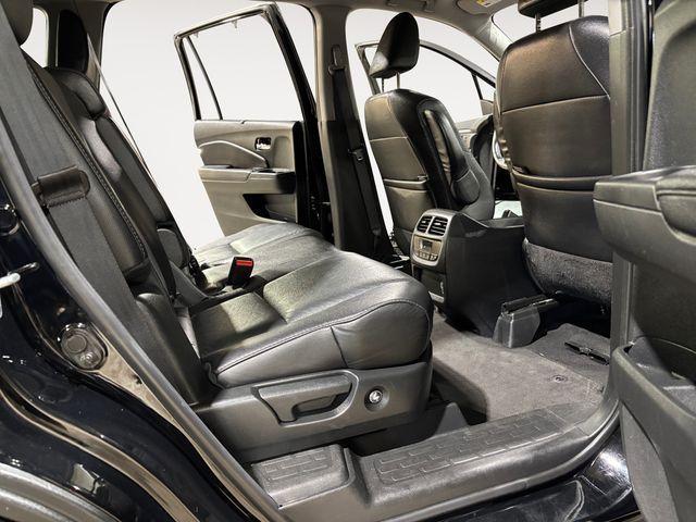 used 2021 Honda Pilot car, priced at $24,997