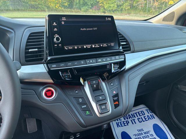 new 2026 Honda Odyssey car, priced at $45,845