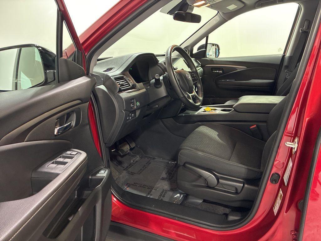used 2024 Honda Ridgeline car, priced at $32,777