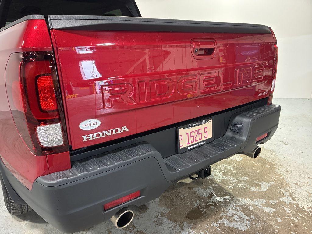 used 2024 Honda Ridgeline car, priced at $32,777