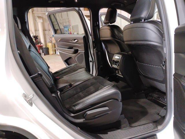 used 2024 Jeep Grand Cherokee L car, priced at $34,997
