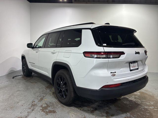 used 2024 Jeep Grand Cherokee L car, priced at $29,577