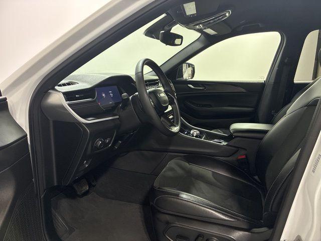 used 2024 Jeep Grand Cherokee L car, priced at $29,577