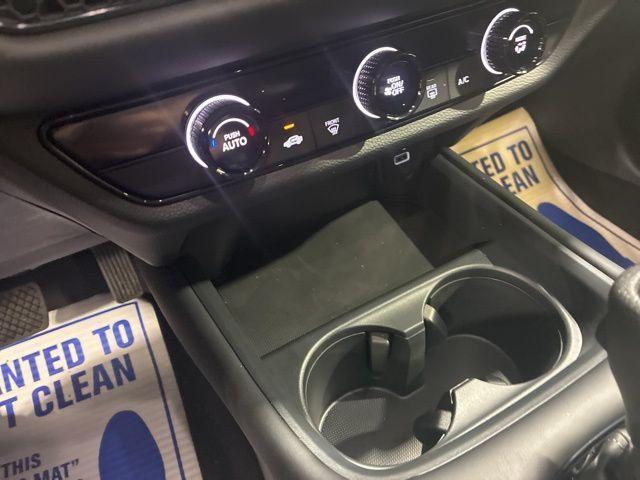 new 2025 Honda HR-V car, priced at $25,253