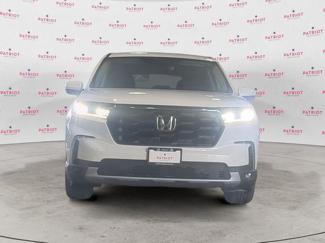 new 2025 Honda Pilot car, priced at $44,047