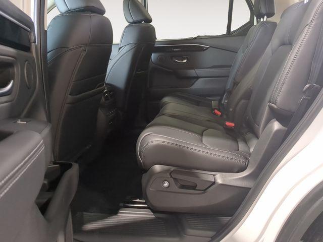 new 2025 Honda Pilot car, priced at $44,047