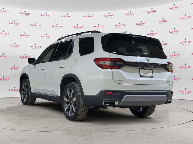 new 2025 Honda Pilot car, priced at $47,653