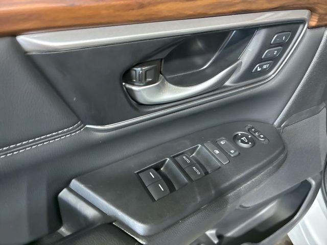used 2021 Honda CR-V car, priced at $26,997