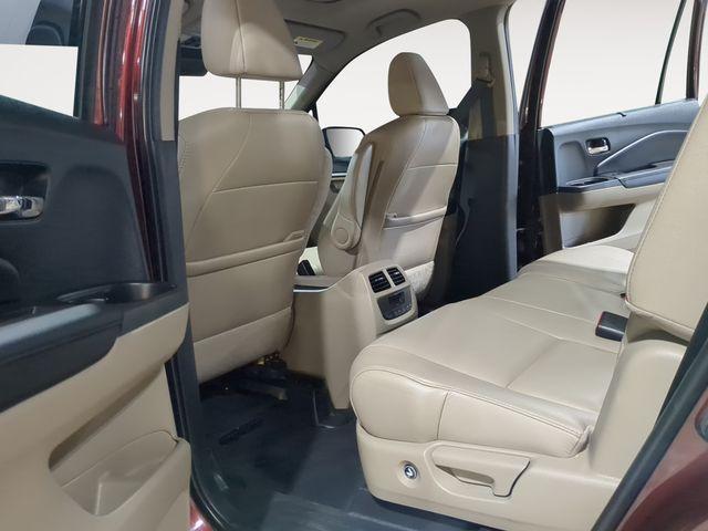 used 2021 Honda Pilot car, priced at $28,897