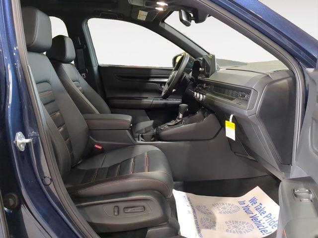 new 2026 Honda CR-V Hybrid car, priced at $41,675